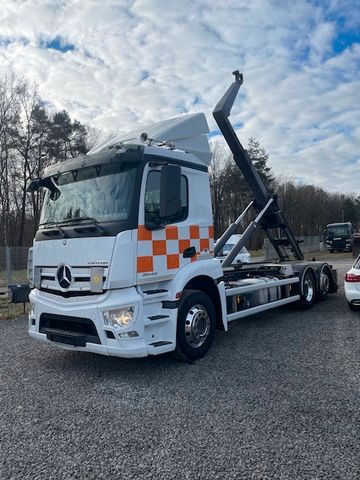 Mercedes-Benz Antos 3-Achser 2543 6x2 Palfinger