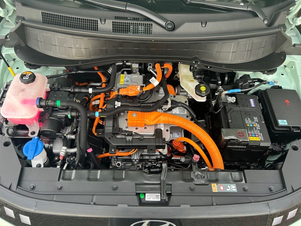 HYUNDAI INSTER