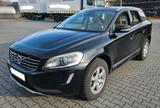 Volvo XC60 D4 Summum Leder/ 8fach bereift/ Pano/ 2WD