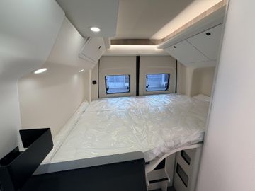 Westfalia James Cook 600 D Premium 18 SOLAR AHK LITHIUM