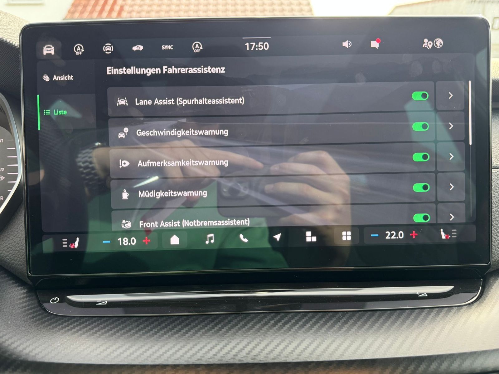 Fahrzeugabbildung SKODA Octavia 2.0 DSG Sportline MATRIX*PANO*CANT.*5J.G