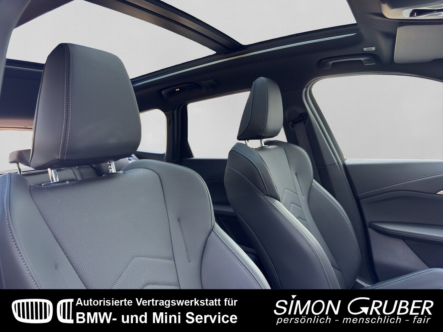 Fahrzeugabbildung BMW iX1 xDrive30 M Sport Pano el.Heckklappe AHK LED