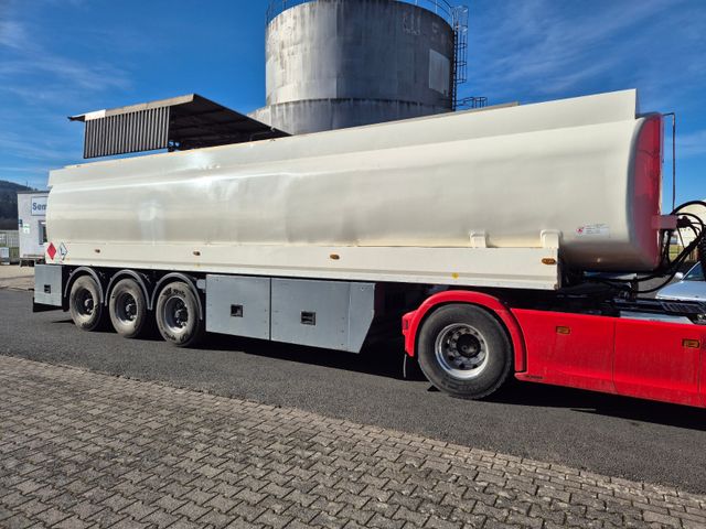 Andere ESTERER Tanksattelauflieger für Benzin, Diesel