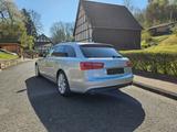 Audi A6 3.0 TFSI quattro S tronic Avant - Luftfed. - Audi A6 mit Benzin-Antrieb: Kombi, 3.0