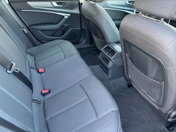 Audi A6 - 8