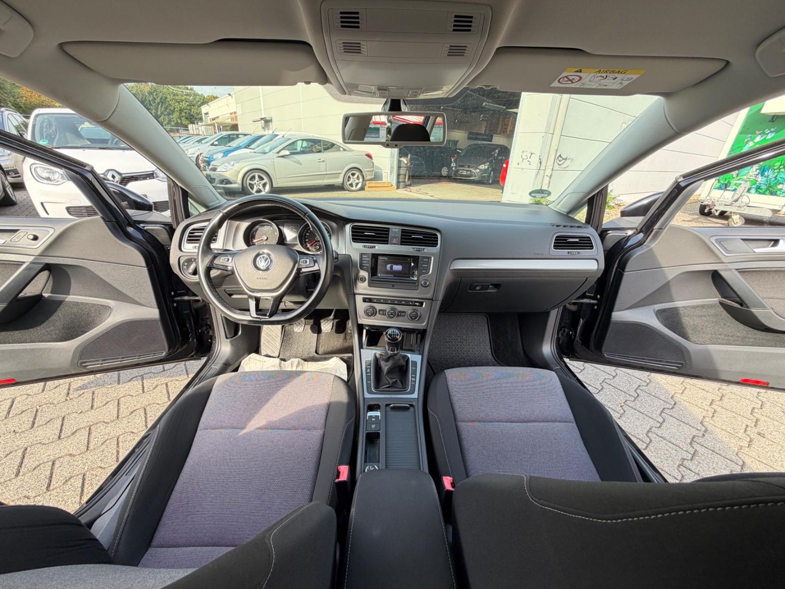 Volkswagen Golf VII Variant Trendline BMT