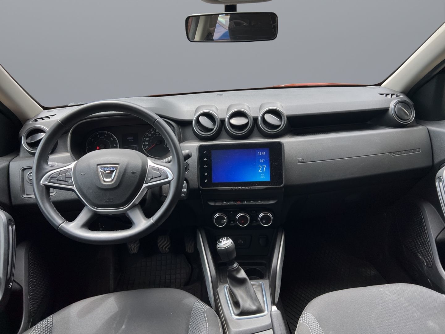 Fahrzeugabbildung Dacia Duster II Prestige+ 1.5 BLUE dCi 115 AHK Navi 36