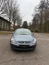 Peugeot 307 CC Tendance 140/Navi - Peugeot 307 Tendance mit Benzin-Antrieb