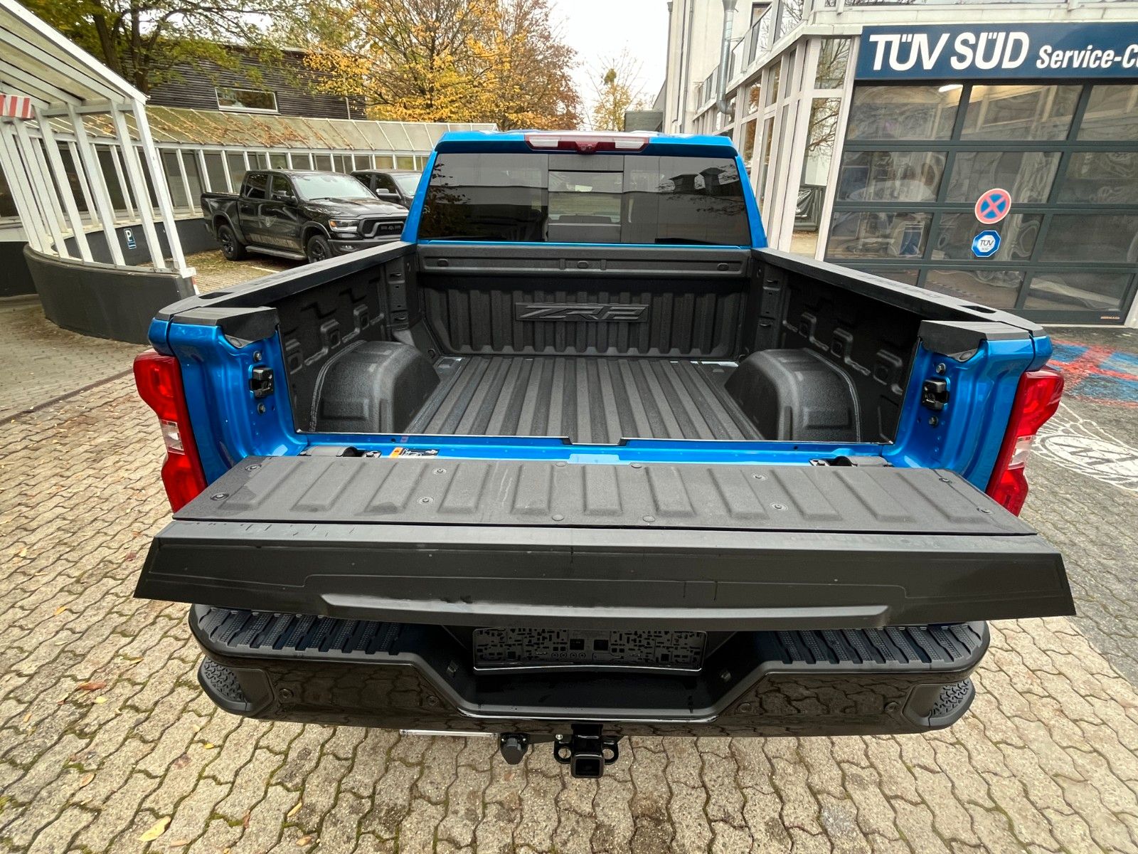Fahrzeugabbildung Chevrolet Silverado ZR2 V8 6.2*Head-Up*360°*Offroad*AHK