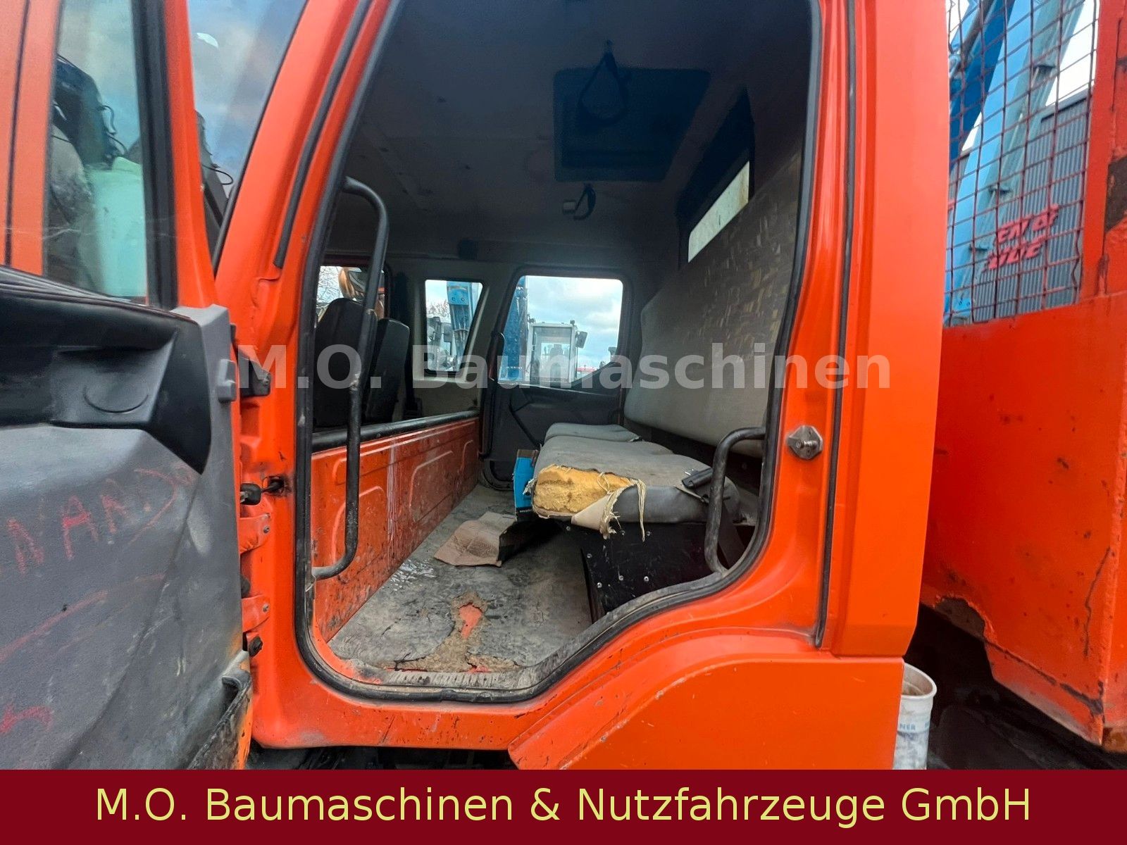 Fahrzeugabbildung Renault Midlum 180-12 / Doka / 3-seiten Kipper /