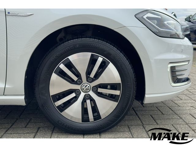 e-Golf Wärmepumpe, CCS-Ladedose, LED, Navi, SHZ,