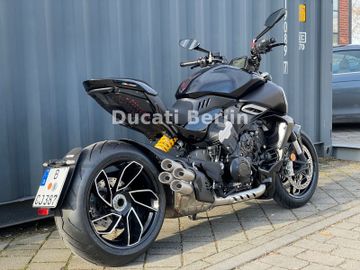 Ducati Diavel V4 rot & schwarz*jetzt bestellen*