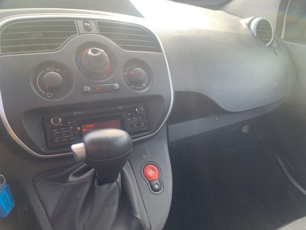 Renault Kangoo Rapid TCe 115 EDC Extra – Bild 11