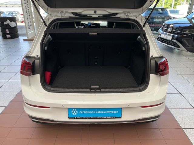 Fahrzeugabbildung Volkswagen Golf 1.5 TSI GOAL NAVI STANDHEIZUNG KAMERA