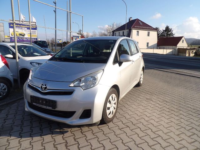 Toyota Verso-S Life Automatik Alu. Klima Radio HU AU Ne