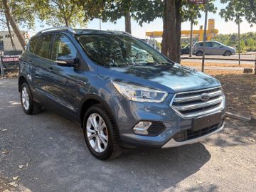 Ford Kuga - 1