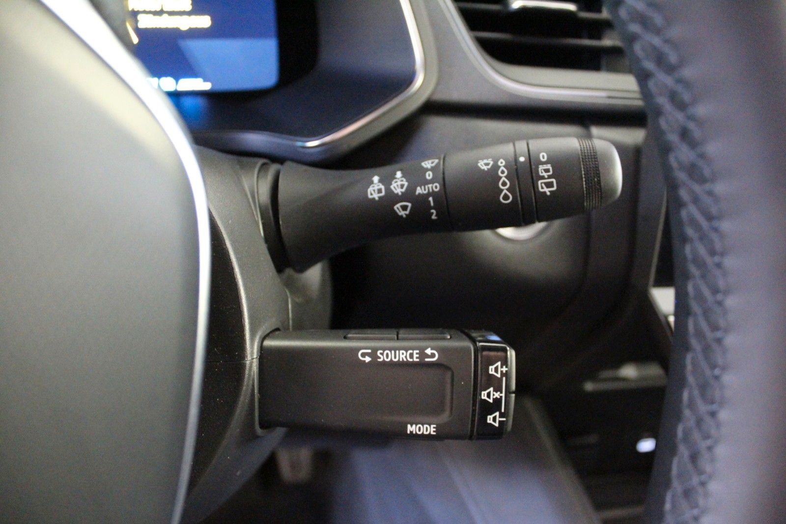 Fahrzeugabbildung Renault Symbioz E-Tech Full Hybrid 145 Techno *Winterp.*