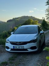 Opel Astra K 1.5D Sports Tourer Elegance 9*LED*NAVI* - Opel Astra mit Diesel-Antrieb: Navigationssystem, Kombi, Automatik, 1.9