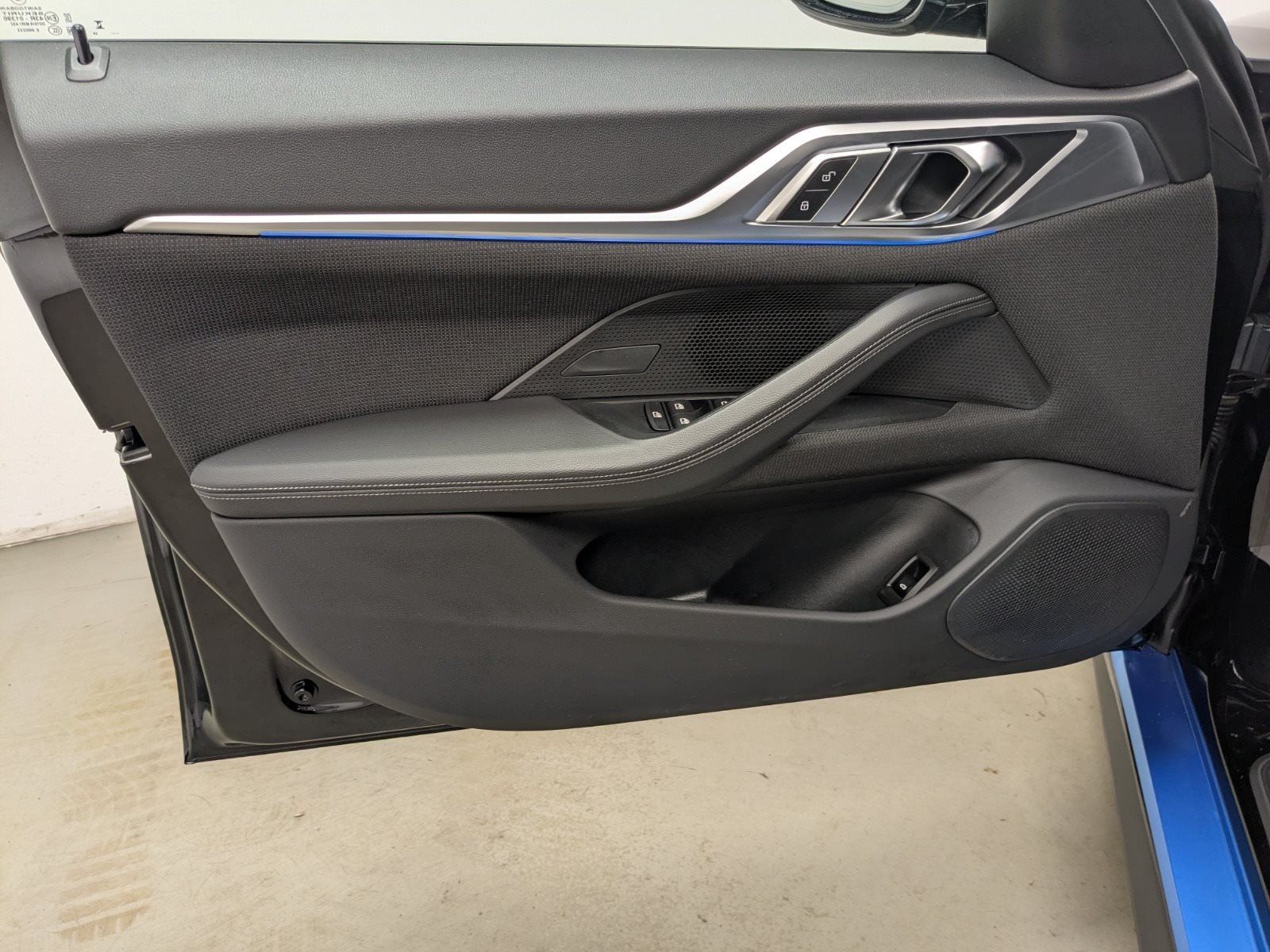 BMW i4 eDrive35 SHZ DAB DA PA 17"LMR foto 20