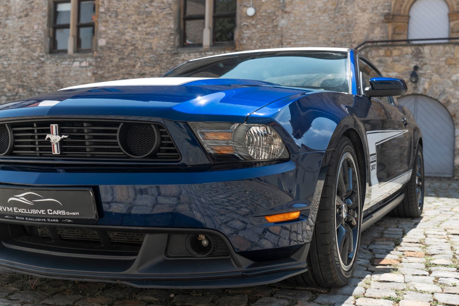 Fahrzeugabbildung Ford Mustang BOSS 302 5.0L FORD RACING ALCANTARA