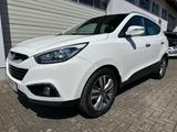 Hyundai ix35 2.0D 4WD Xenon Leder PANO Kamera Navi - Hyundai: I35x