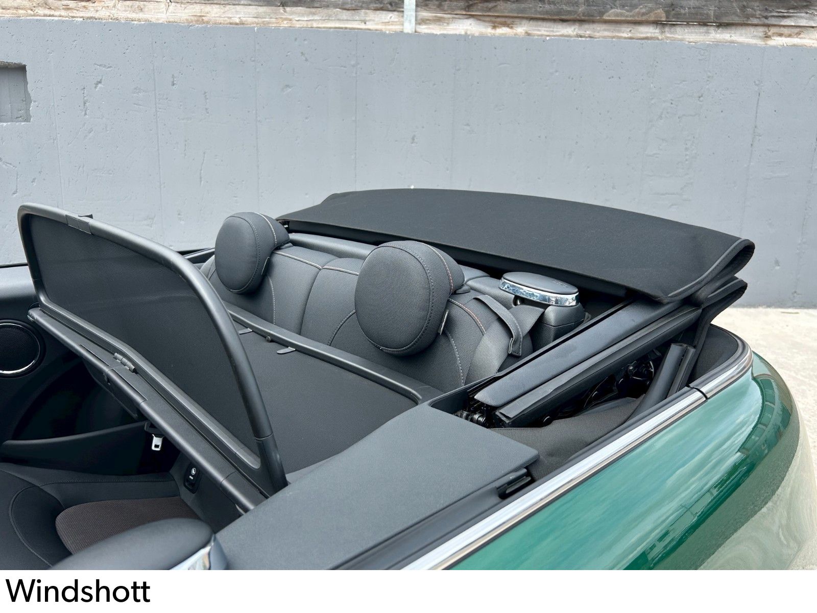 Fahrzeugabbildung MINI Cooper Cabrio Steptr. Pepper Navi LED CarPlay