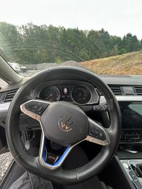 Volkswagen Passat - 5