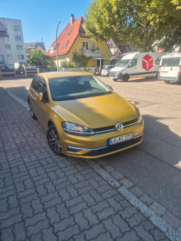Image of Volkswagen Golf