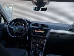 Fahrzeugabbildung Volkswagen Tiguan 1.5 TSI Comfortline AHK KAMERA SHZ