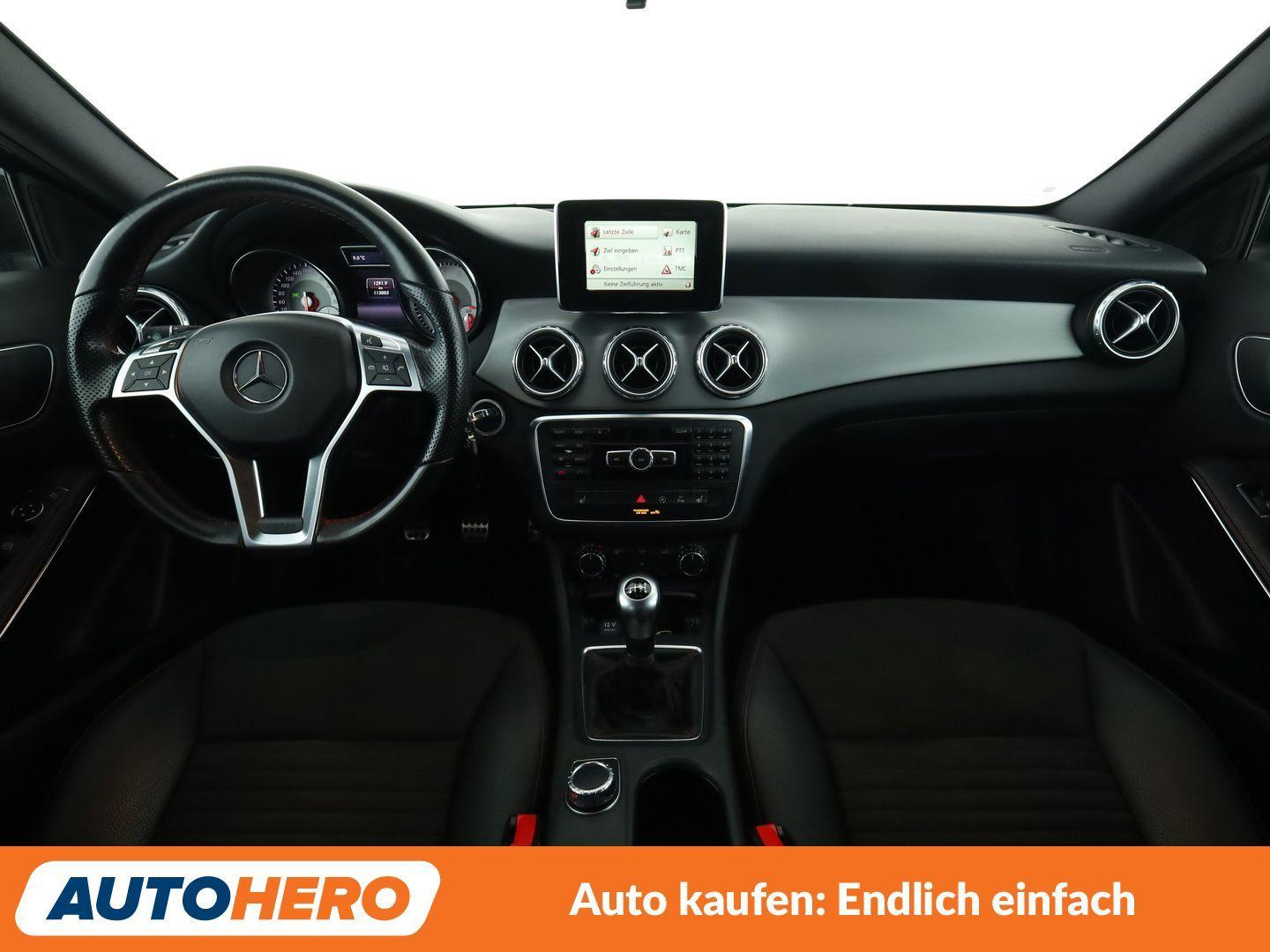Mercedes-Benz GLA 200 AMG Line*XENON*NAVI*PDC*SHZ*KLIMA*