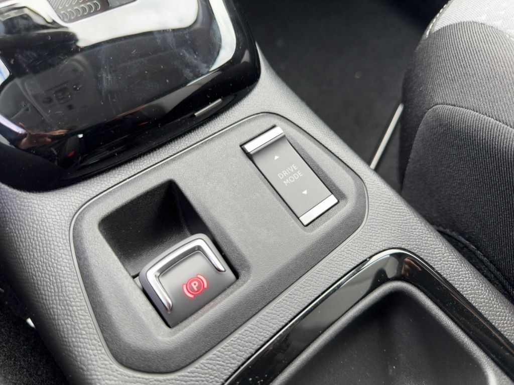 Fahrzeugabbildung Opel Corsa Edition  TECH - WINTER - KOMFORTPAKET