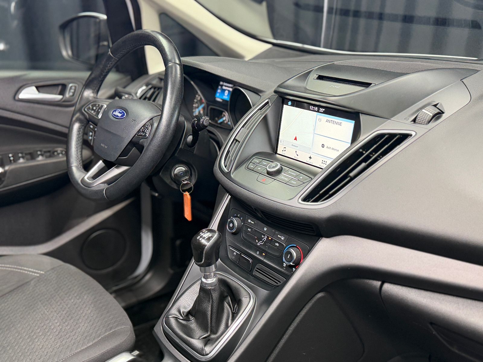 Fahrzeugabbildung Ford Grand C-Max |7-SITZER|PDC|TEMPOMAT