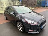 Ford GEPFLEGTER FORD FOCUS ST DIESEL## - Ford Focus mit Diesel-Antrieb: Kleinwagen