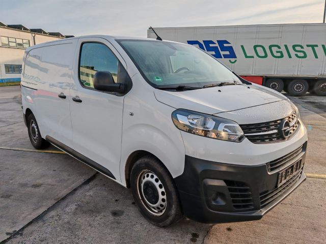 Opel Vivaro Kasten - kurz / flach