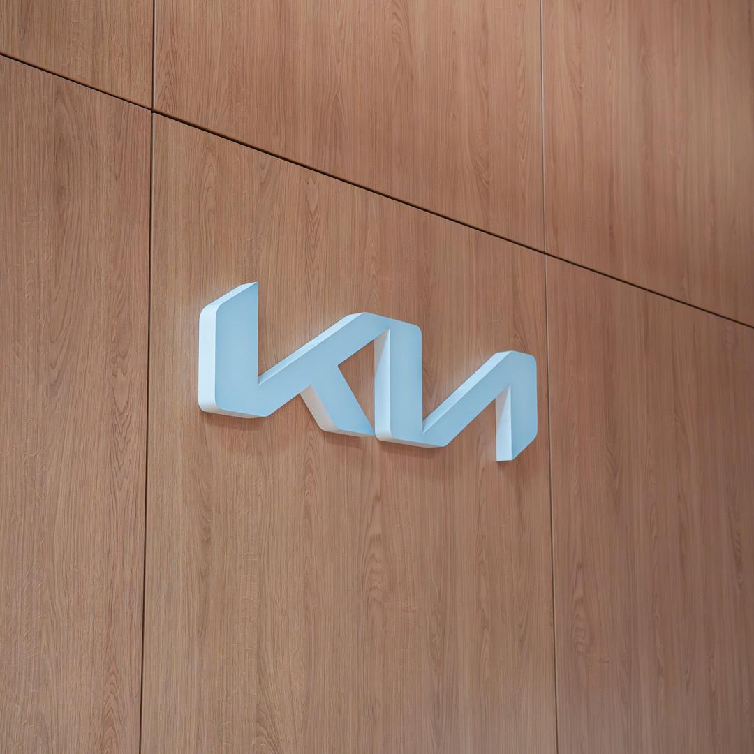showroom-image-bottom