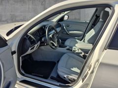 Fahrzeugabbildung 120 i Xenon Klimaautom SD SHZ 1 HAND ERST 43.000
