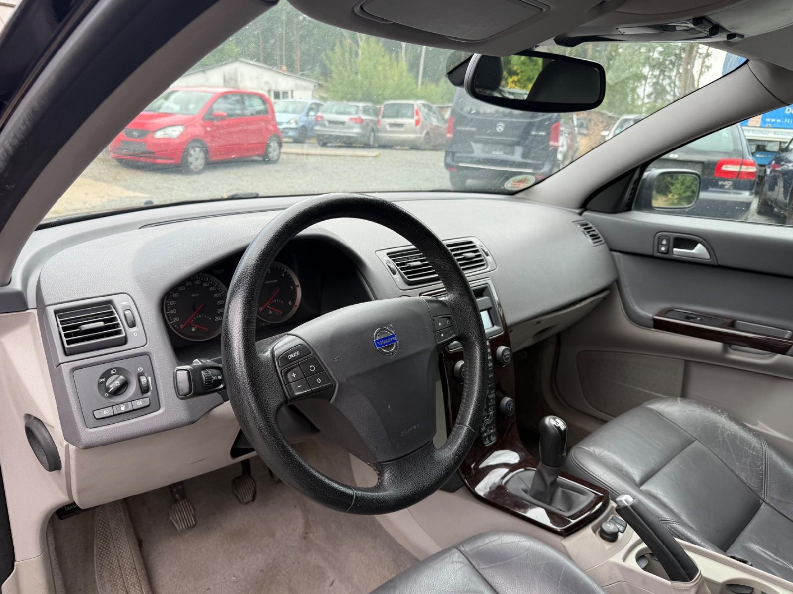 Volvo V50 2006 — photo 10