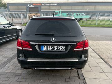 Mercedes E 220 - 4