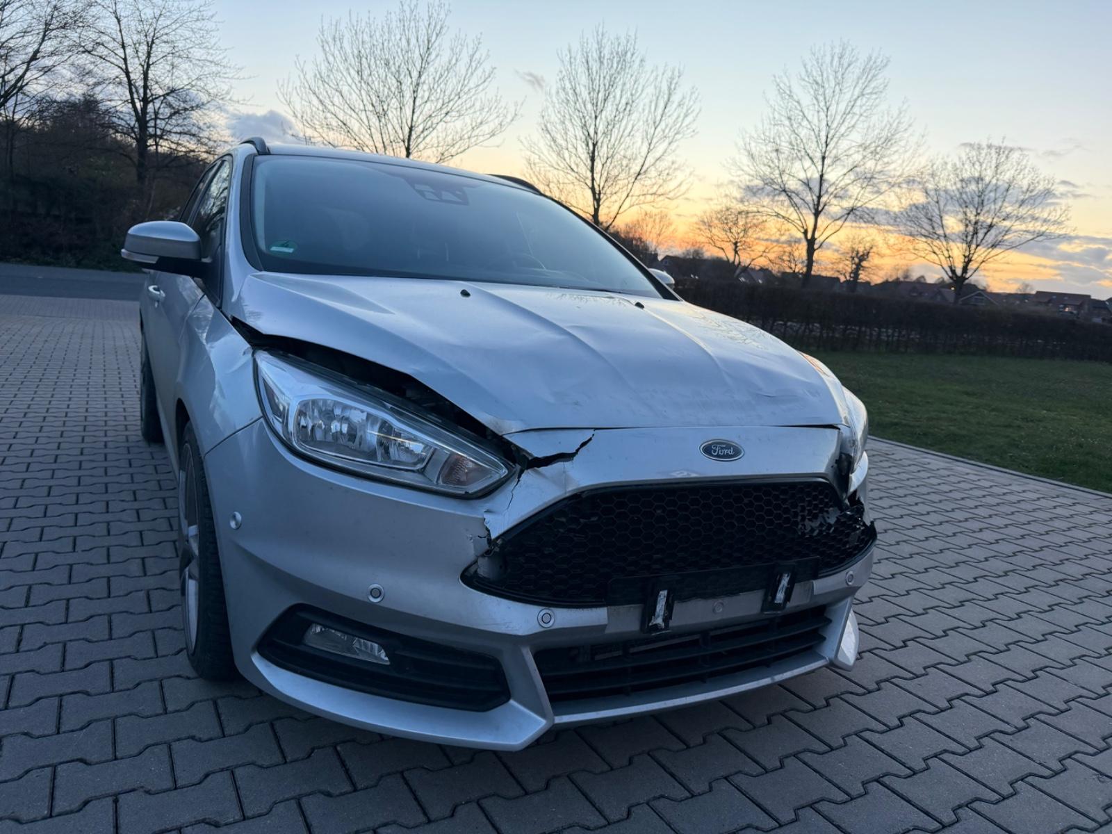 Ford Focus Business Navi Automatik Led Euro 6