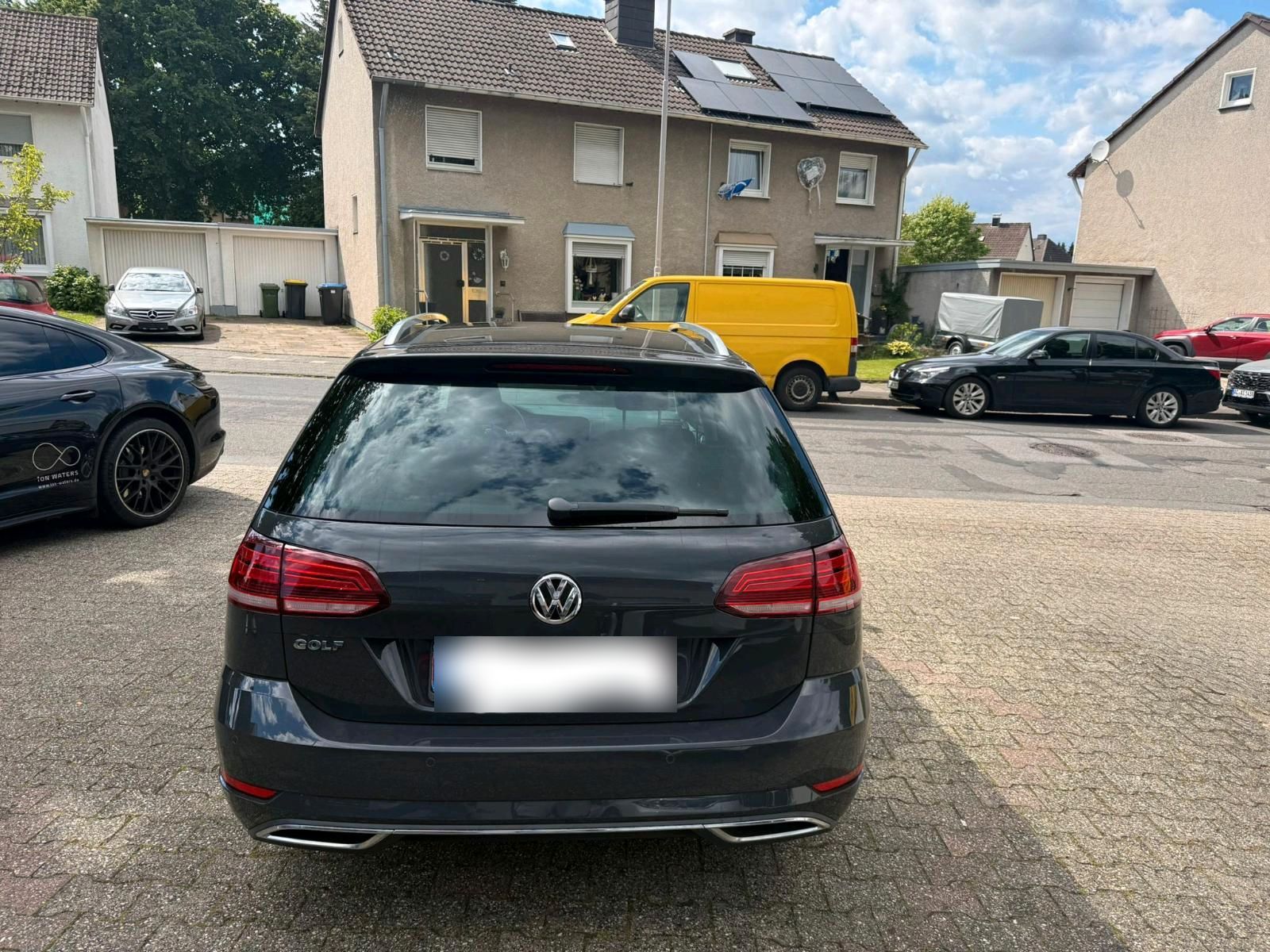 VW Golf