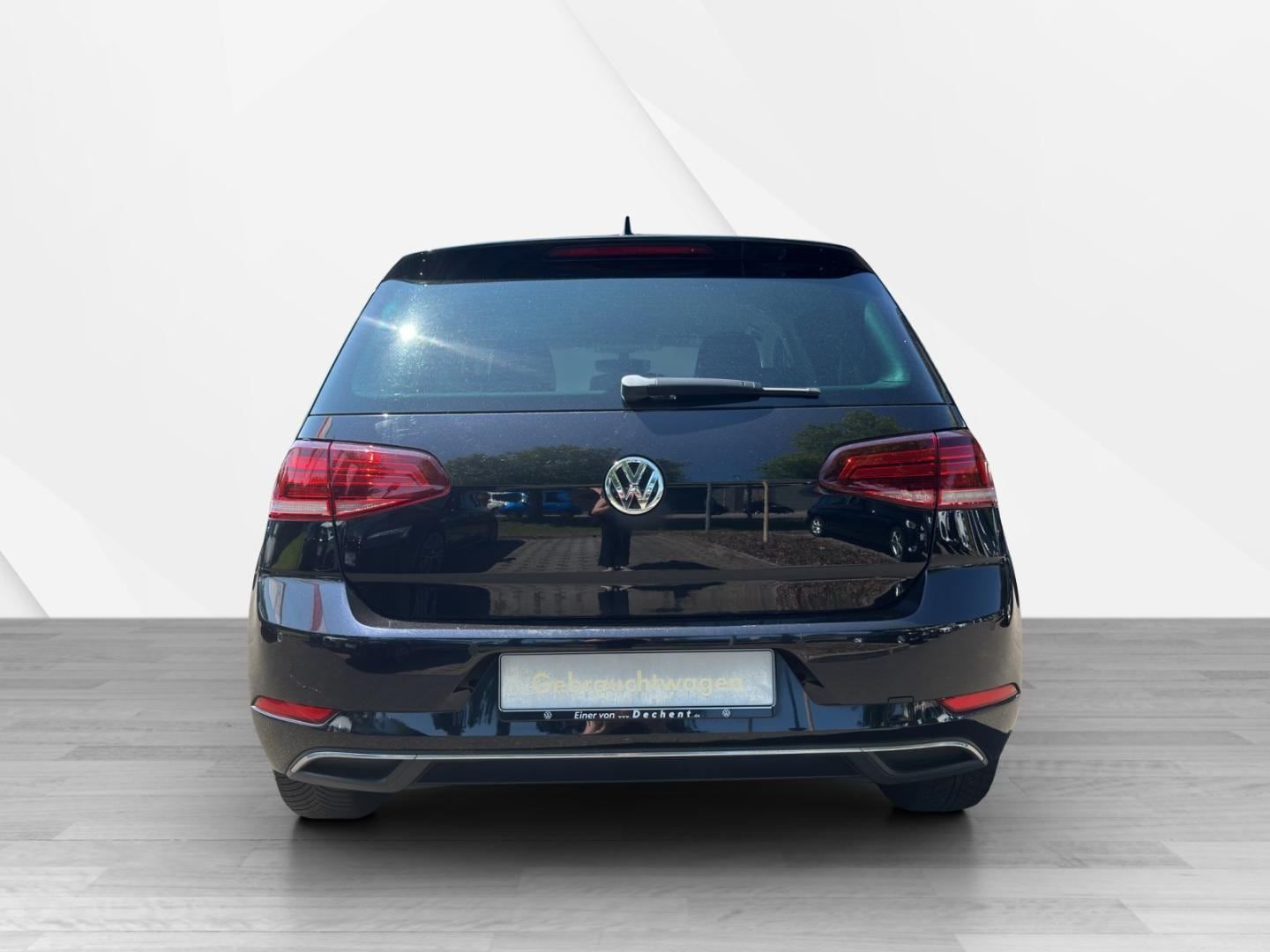 Fahrzeugabbildung Volkswagen Golf SOUND 1,0 l TSI,Navi,SH,ACC,Telefonschnitts