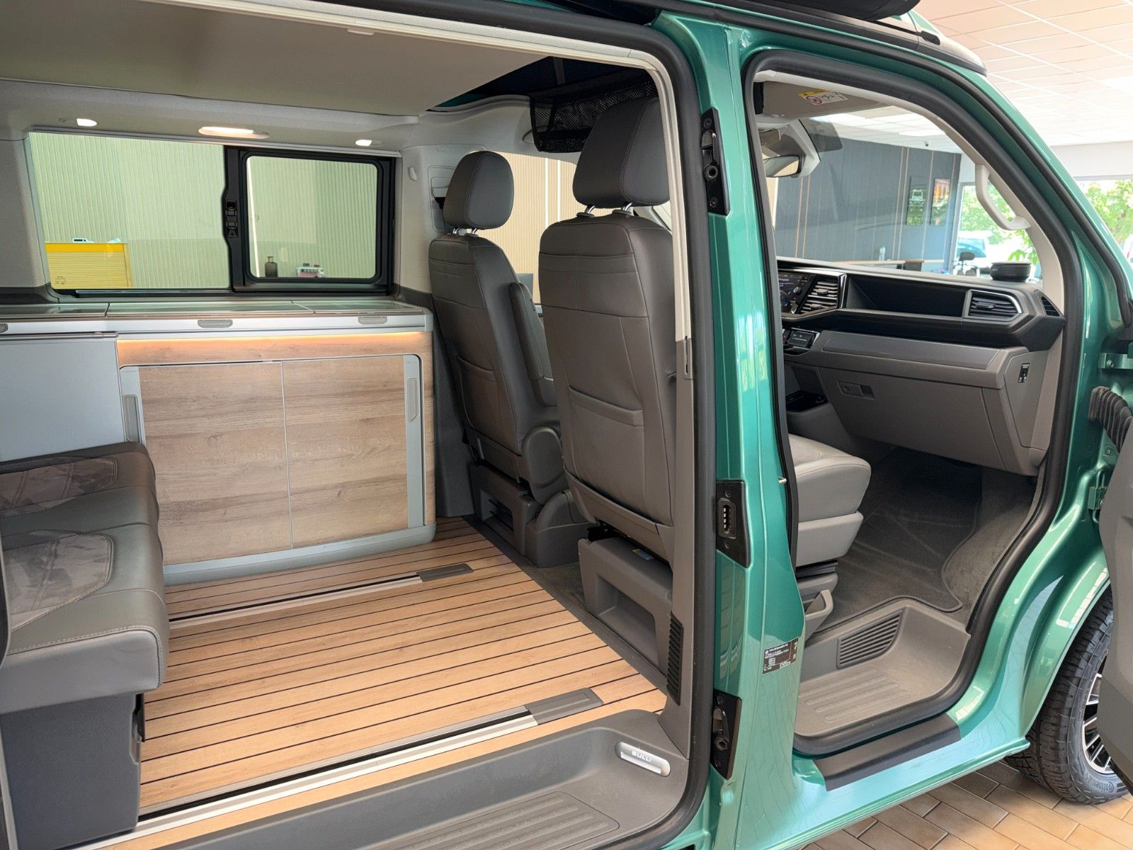 Volkswagen T6.1 California Ocean 4Motion DSG 150PS foto 19