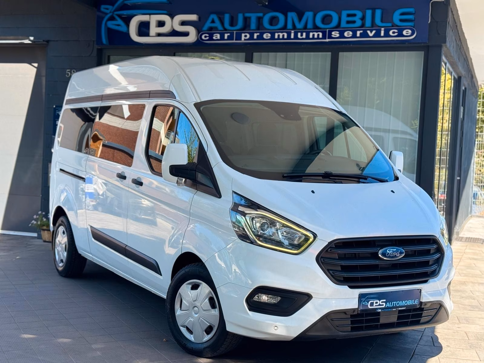 Ford Custom Kombi 320 L2 H2 Trend / 9 Sitze