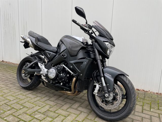 Suzuki B-King GSX1300 Yoshimura