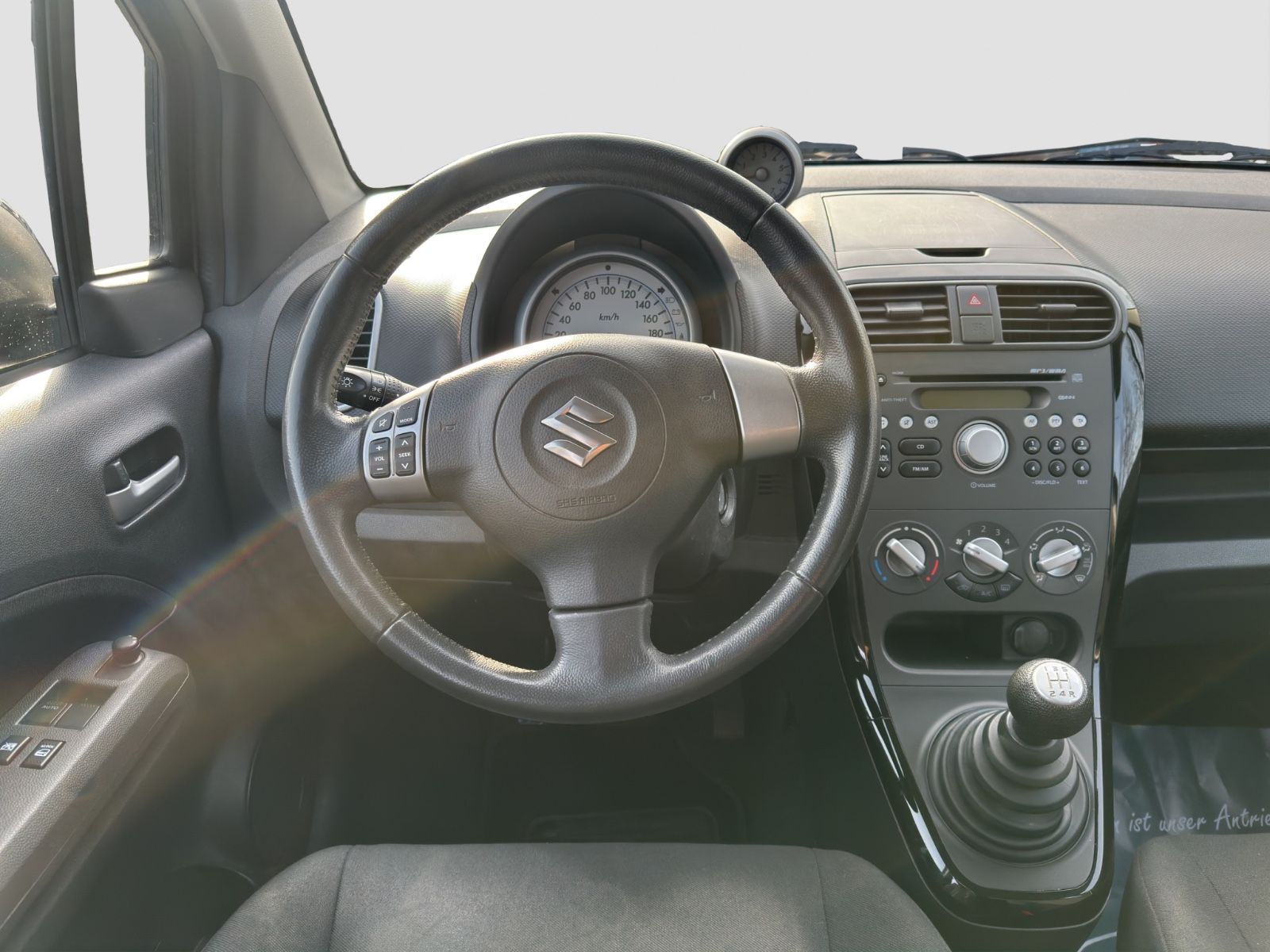 Fahrzeugabbildung Suzuki Splash Active+/II.Hand/Klimaanlage/PDC/SHZ