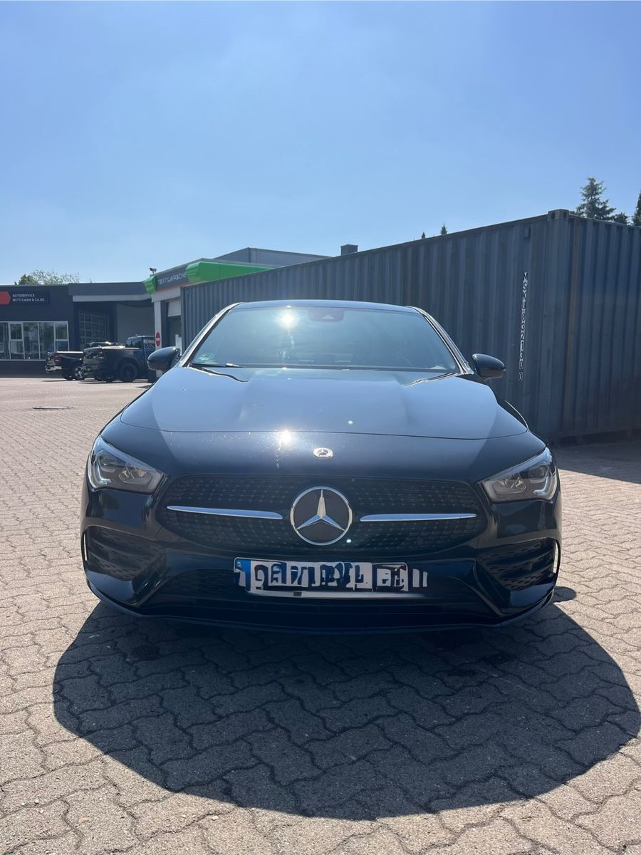 MERCEDES-BENZ CLA 200 4MATIC DCT -