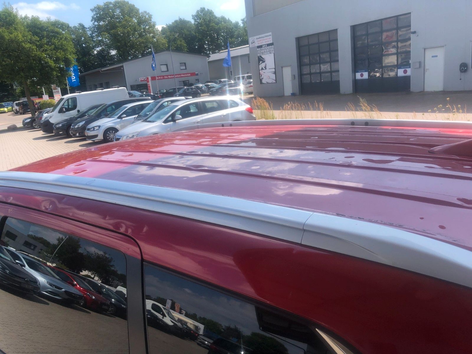 Fahrzeugabbildung Mitsubishi Outlander Edition 100 2WD Hagelschaden