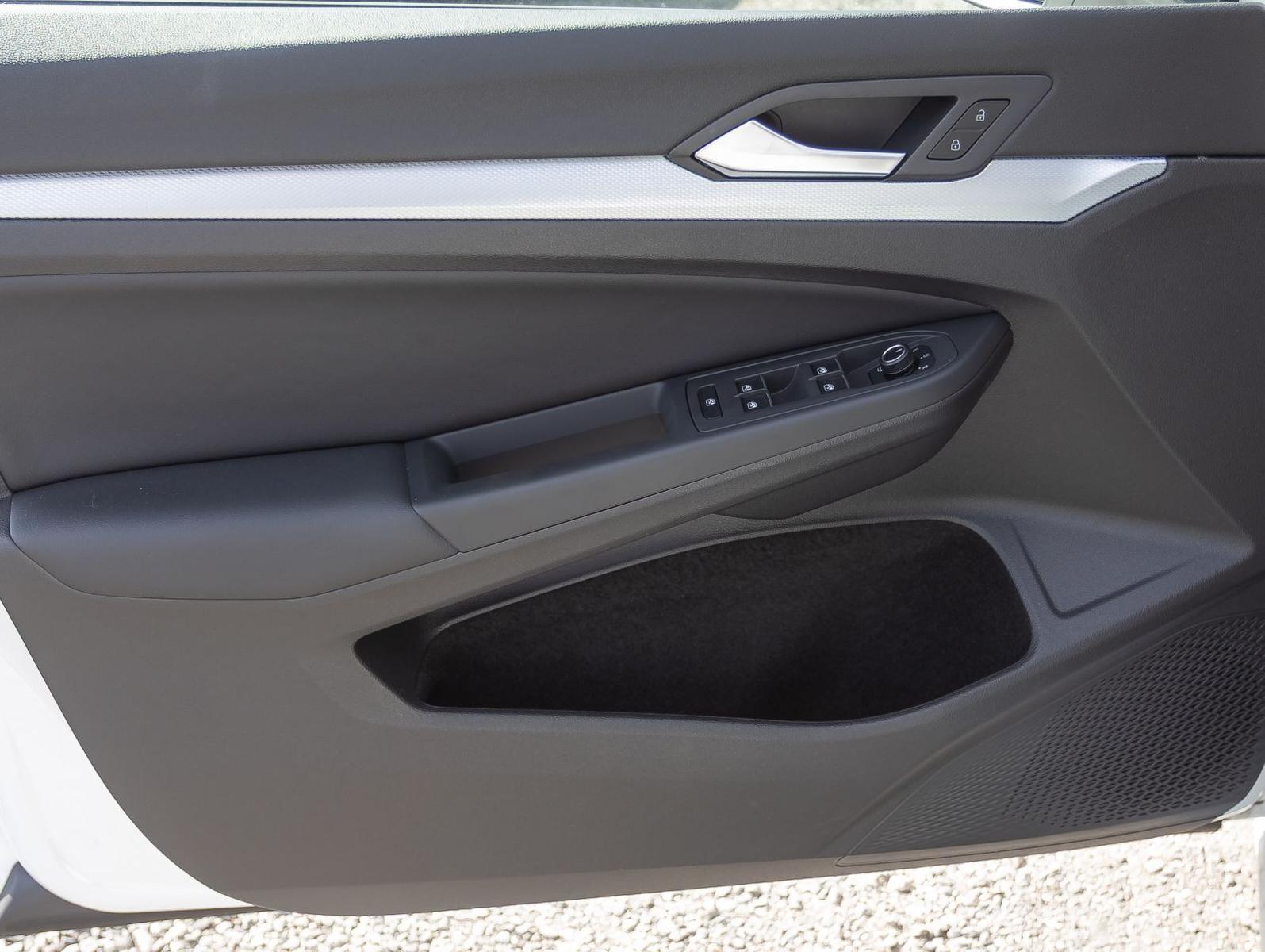 Volkswagen Golf VIII Goal 1.5 eTSI DSG Navi LED ACC EPH AHK, миниатюра 10