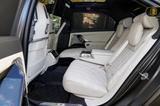BMW 740d Sky Lounge, TV, Automatic doors - scheckheftgepflegte BMW 740
