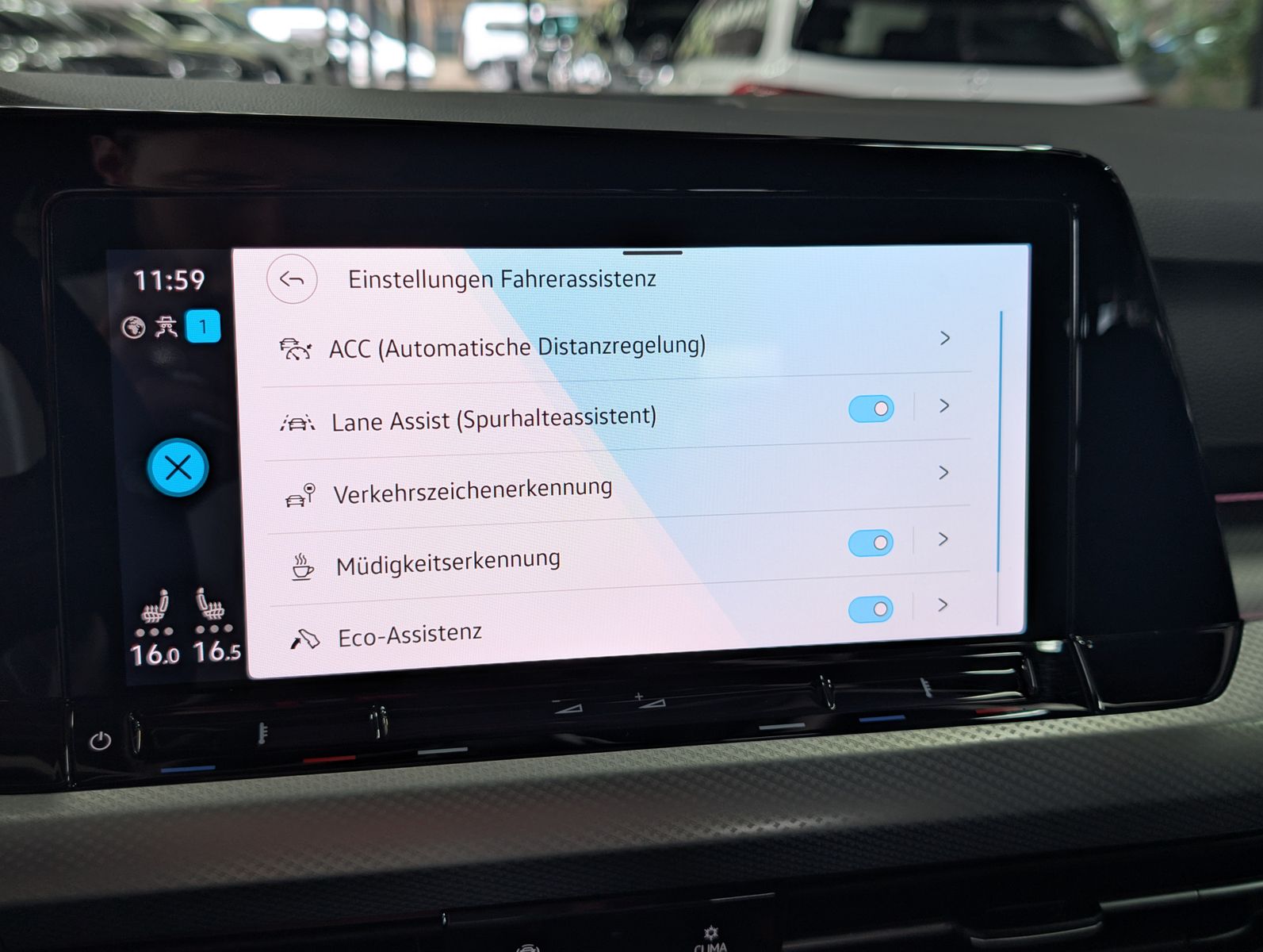Fahrzeugabbildung Volkswagen Golf Move 1.5 TSI ACC LED SHZ VIRT AMBI APP BHL